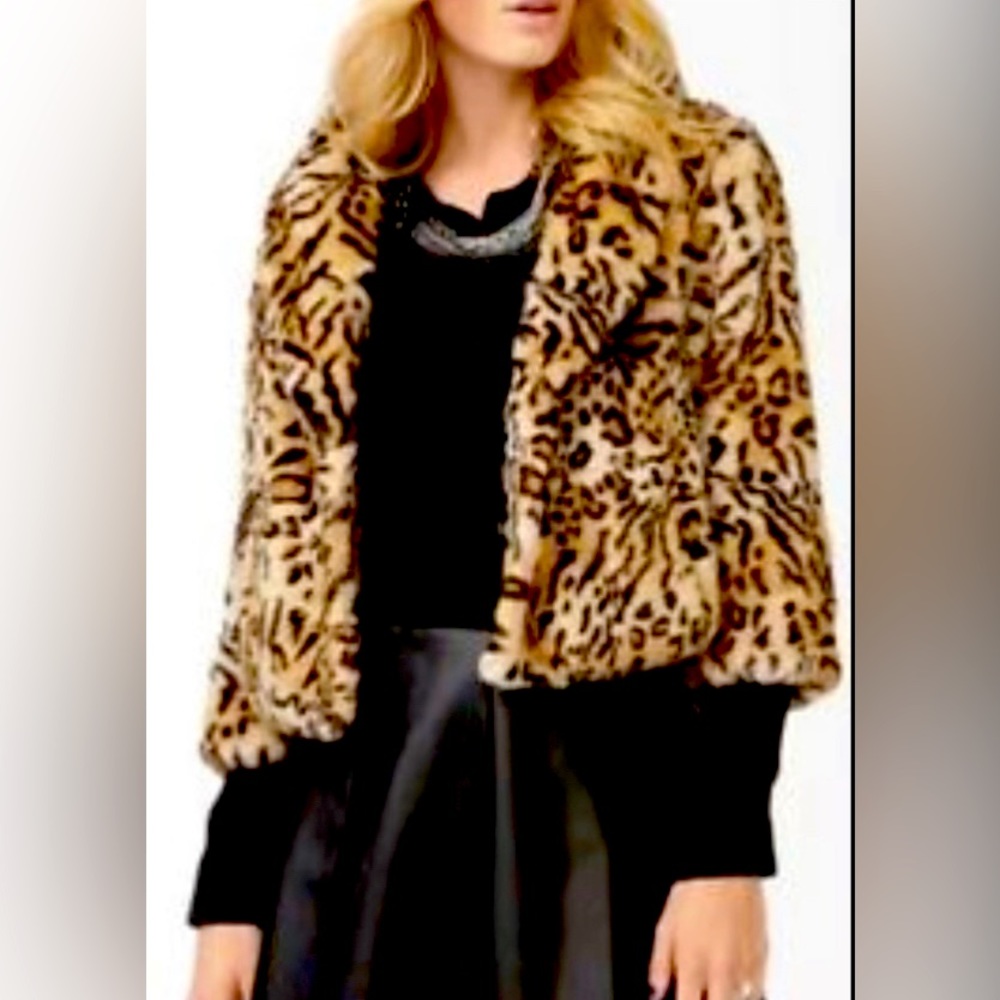 FAUX FUR LEOPARD JACKET NWT SIZE L FORVER 21